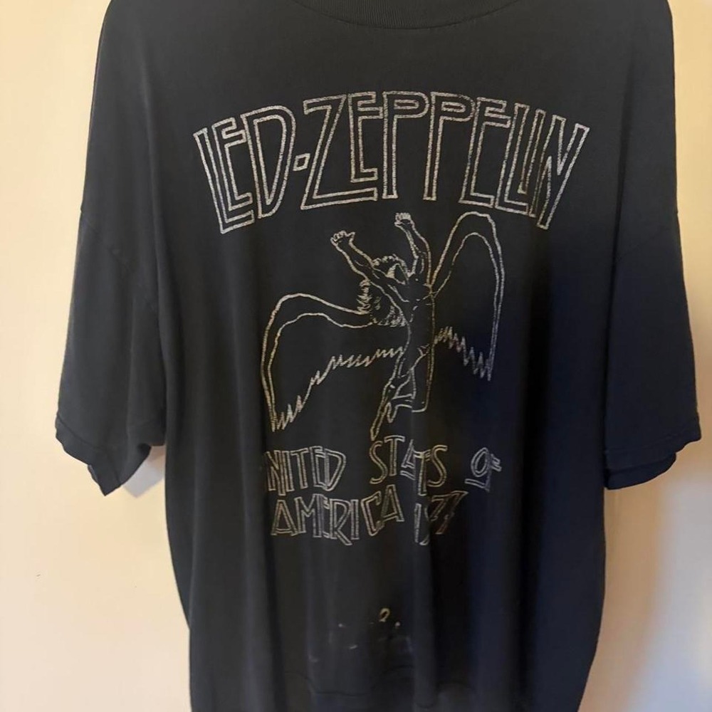 Vintage 1990s Led Zeppelin 1977 US Tour Band Tee Shirt XL Faded Black Distressed